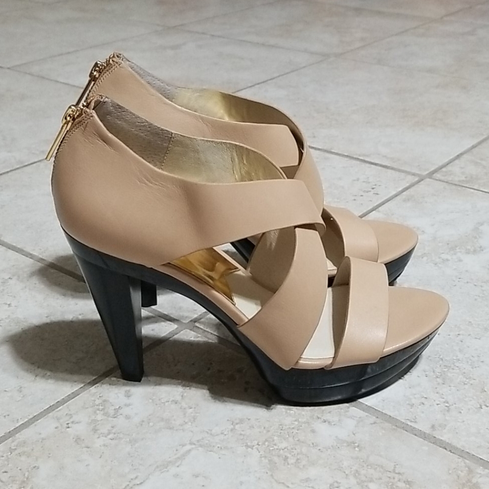 Michael Kors Criss Cross heels